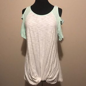 Maurices White tee with mint green sleeves